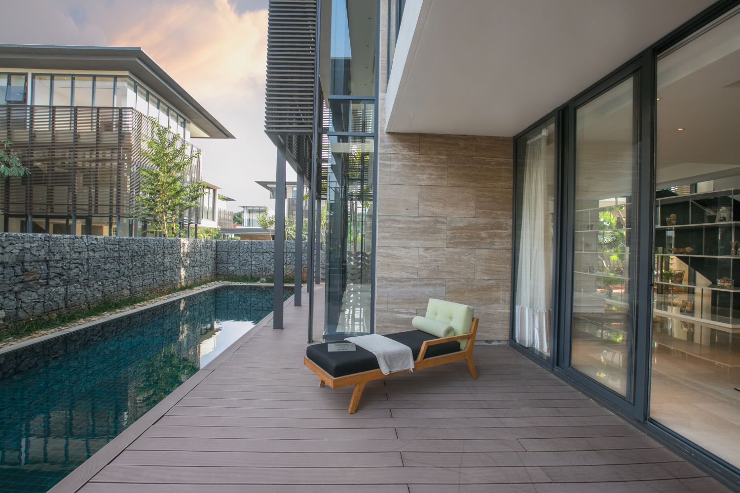 Embassy Boulevard, Bellary Road (NH-44), Yelahanka, North Bangalore